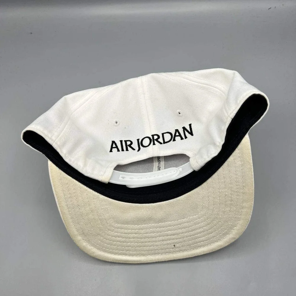 Air Jordan Pro Hat Men White‎ Embroidered Logo Jumpman Nike Snap Back Cap